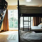 Small Space Cafe & Hostel