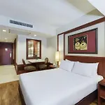 Centre Point Serviced Apartment Thong Lo