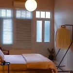 Cozy Room At The Coffee Store Charoenkrung