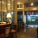 Lodge 61 Hotel