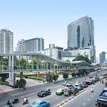 Platinum Deluxe Shopping Apartments