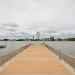 Superbe Appartement 2 Chb Avec Vue Sur Riviere, Gym Et Piscine
