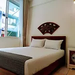 Lumphini 5 Train Station Center Ensuite Aircon