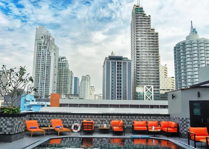 Ramada By Wyndham Bangkok Sukhumvit 11