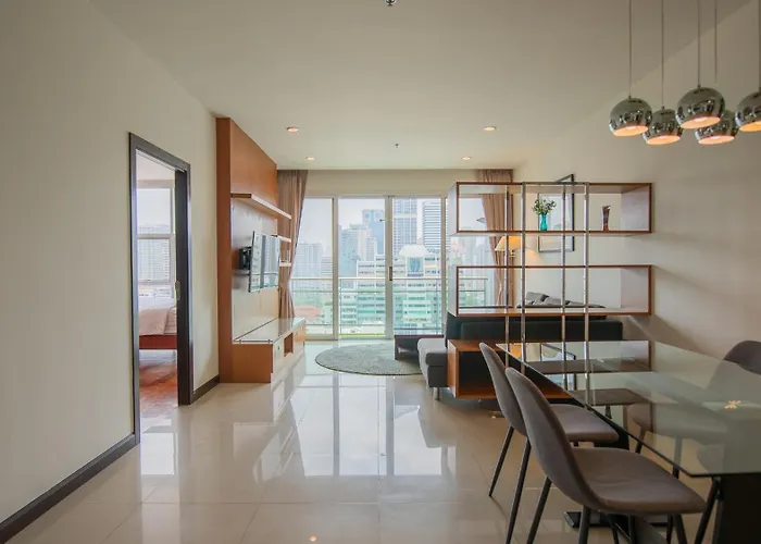 Prime 11, High Floor Over Pool, 2 Bedroom 2 Balcony