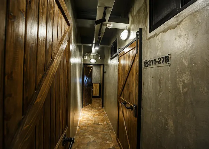 Episode 11 Hostel