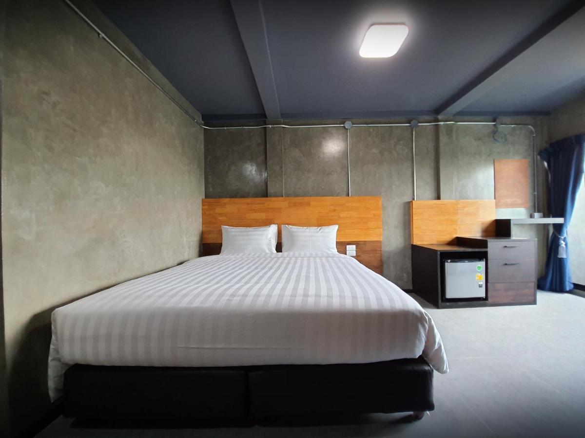 Billions Loft Hotel 3*