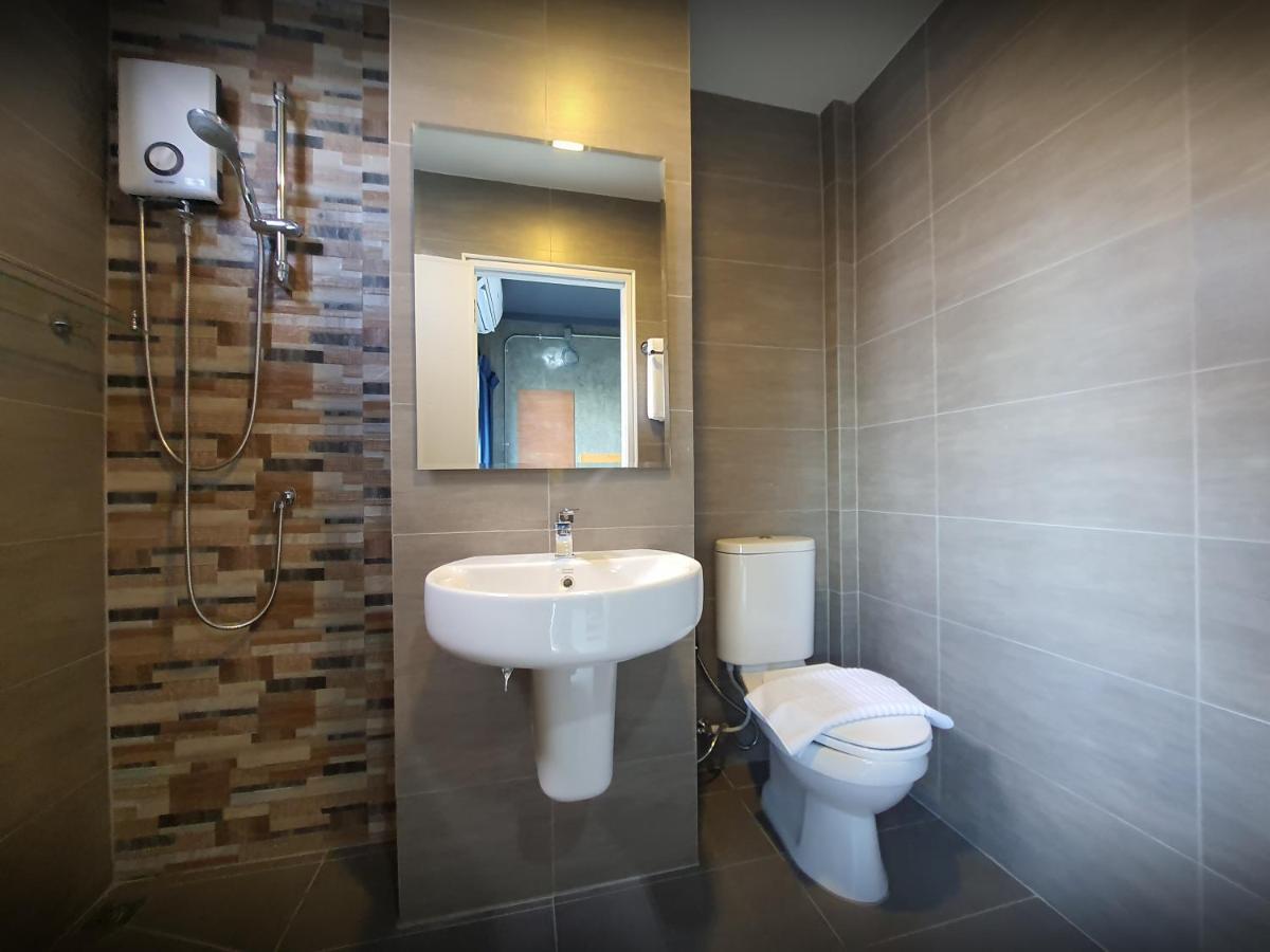 Billions Loft Hotel Bangkok