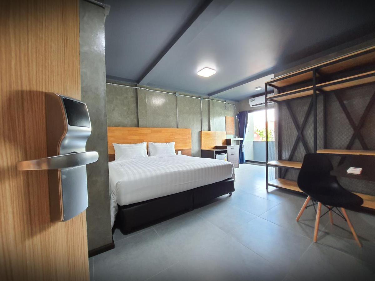 Billions Loft 3* Bangkok