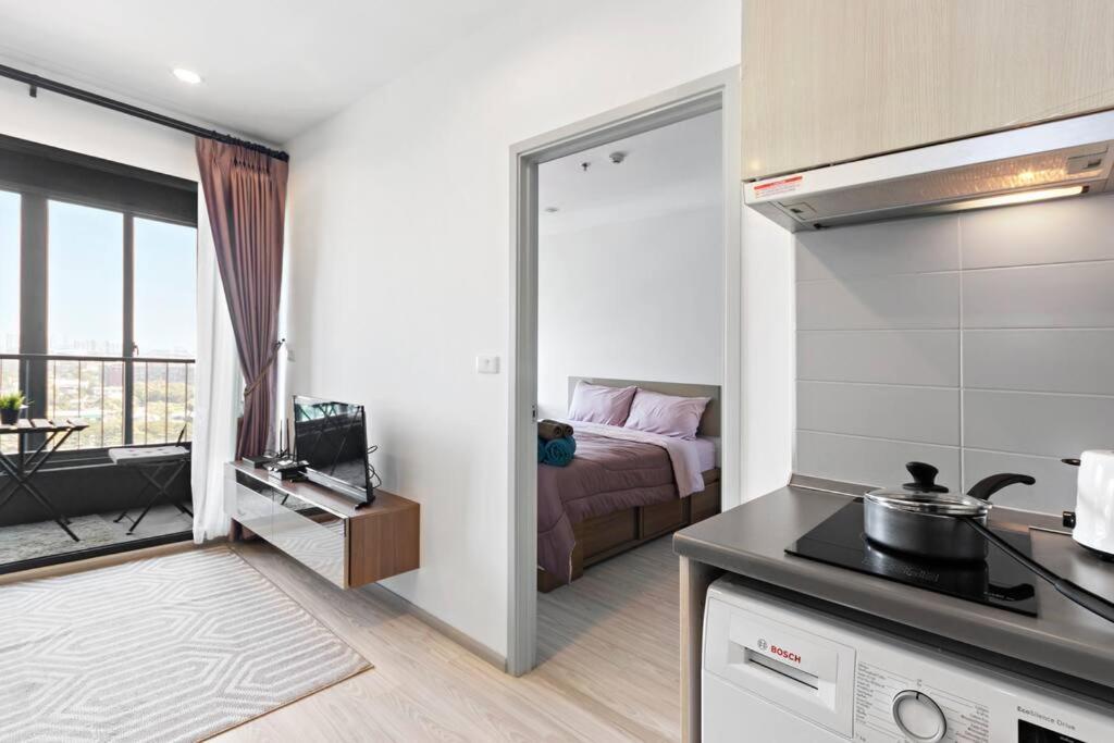 Apartment Ideo At Bangna Bts Skytrain Station Bangkok