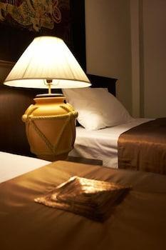 Hotel Grand Pinnacle