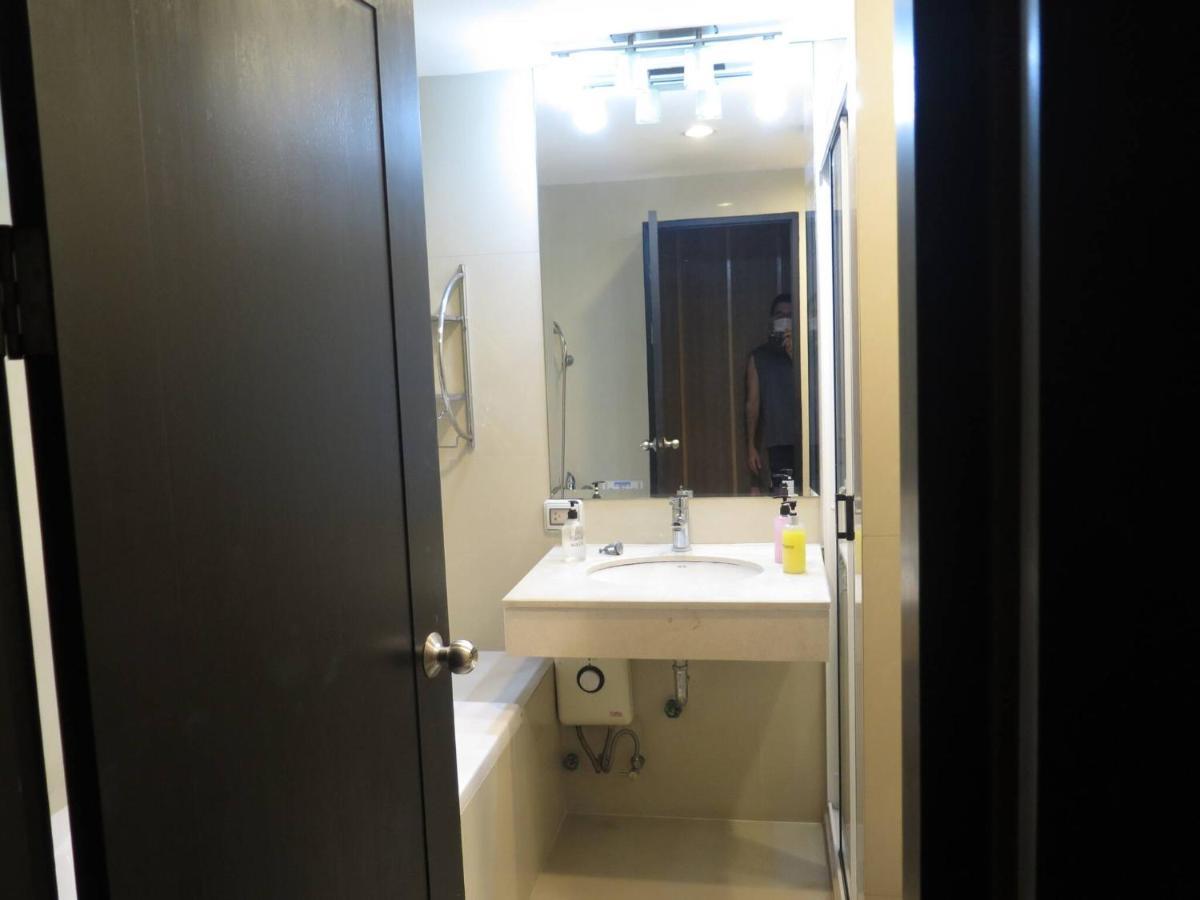 Apartment 7C-Short-Term Rental Allowed-2Brs Downtown Bangkok Bangkok