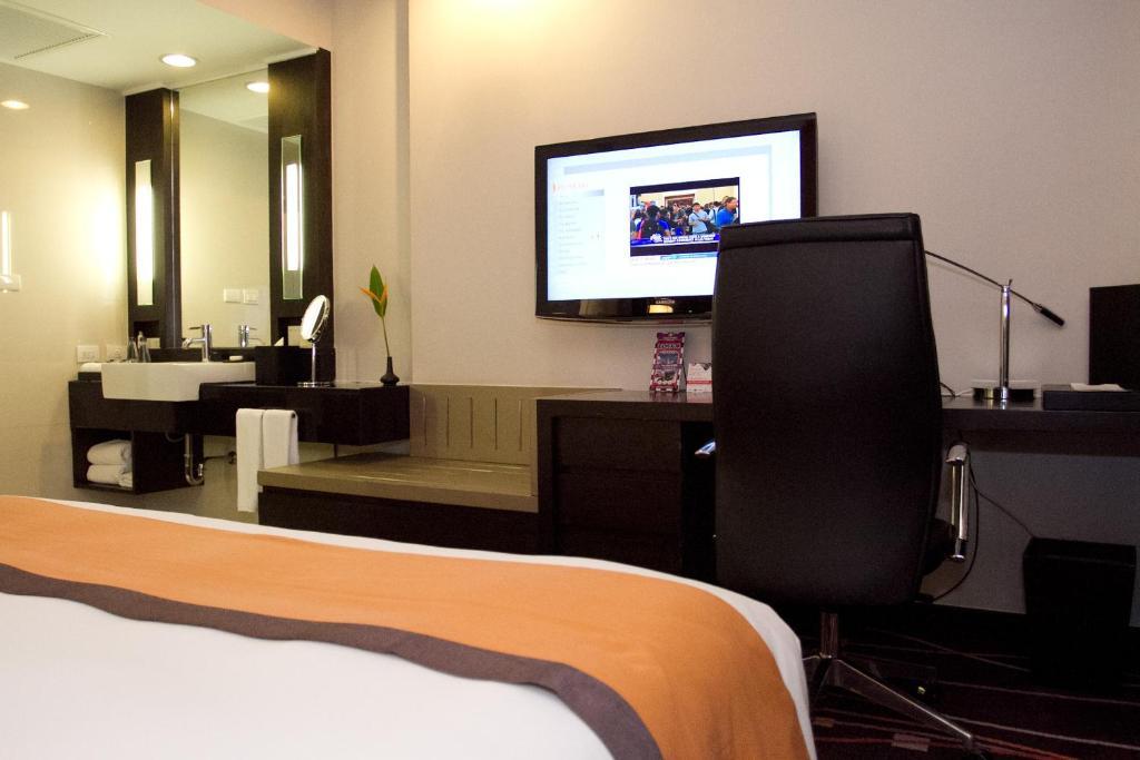 Radisson Sukhumvit Hotel 4*