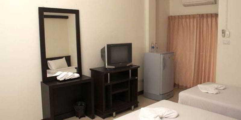 Grand Pinnacle Hotel 2*