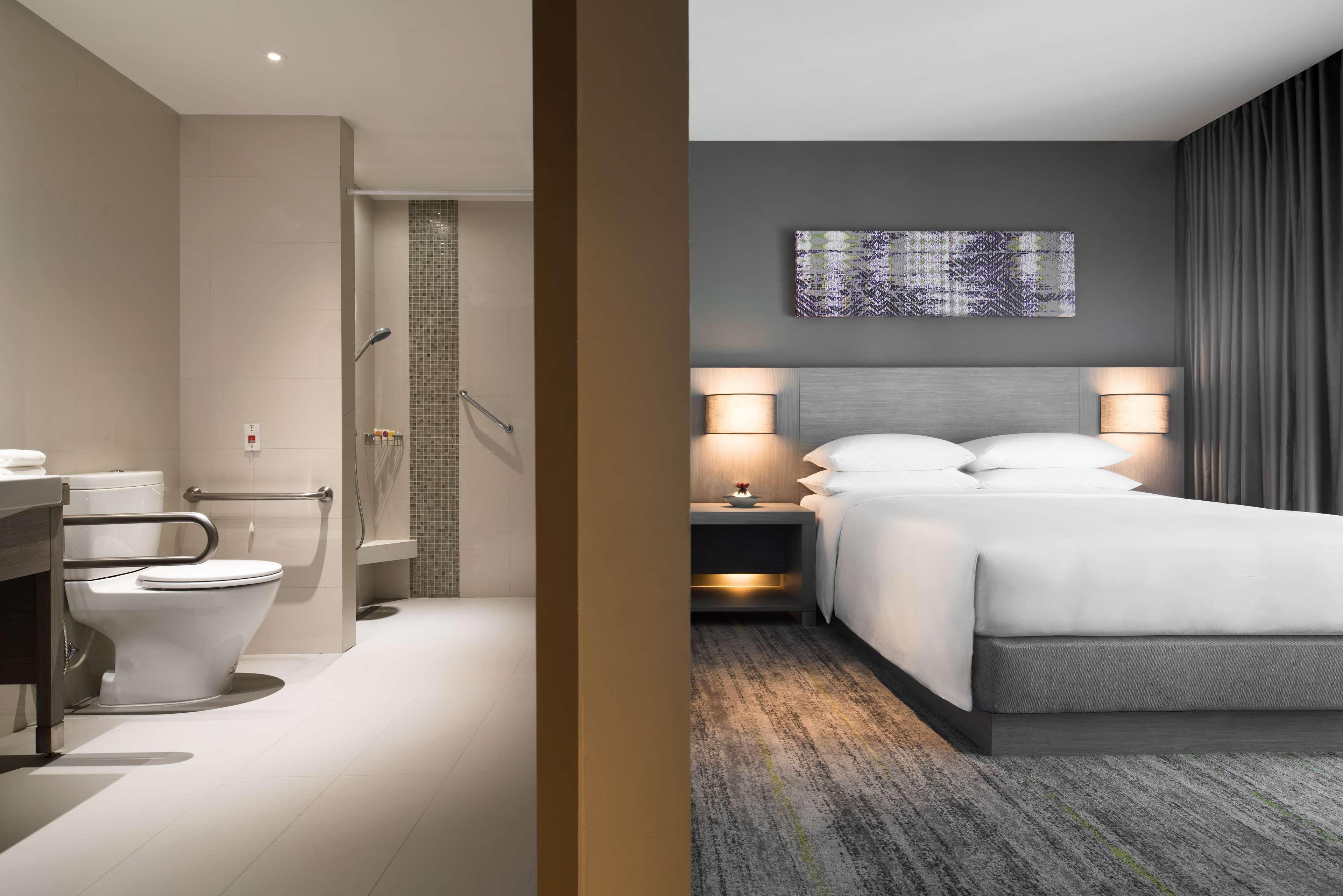 Hyatt Place Sukhumvit 24
