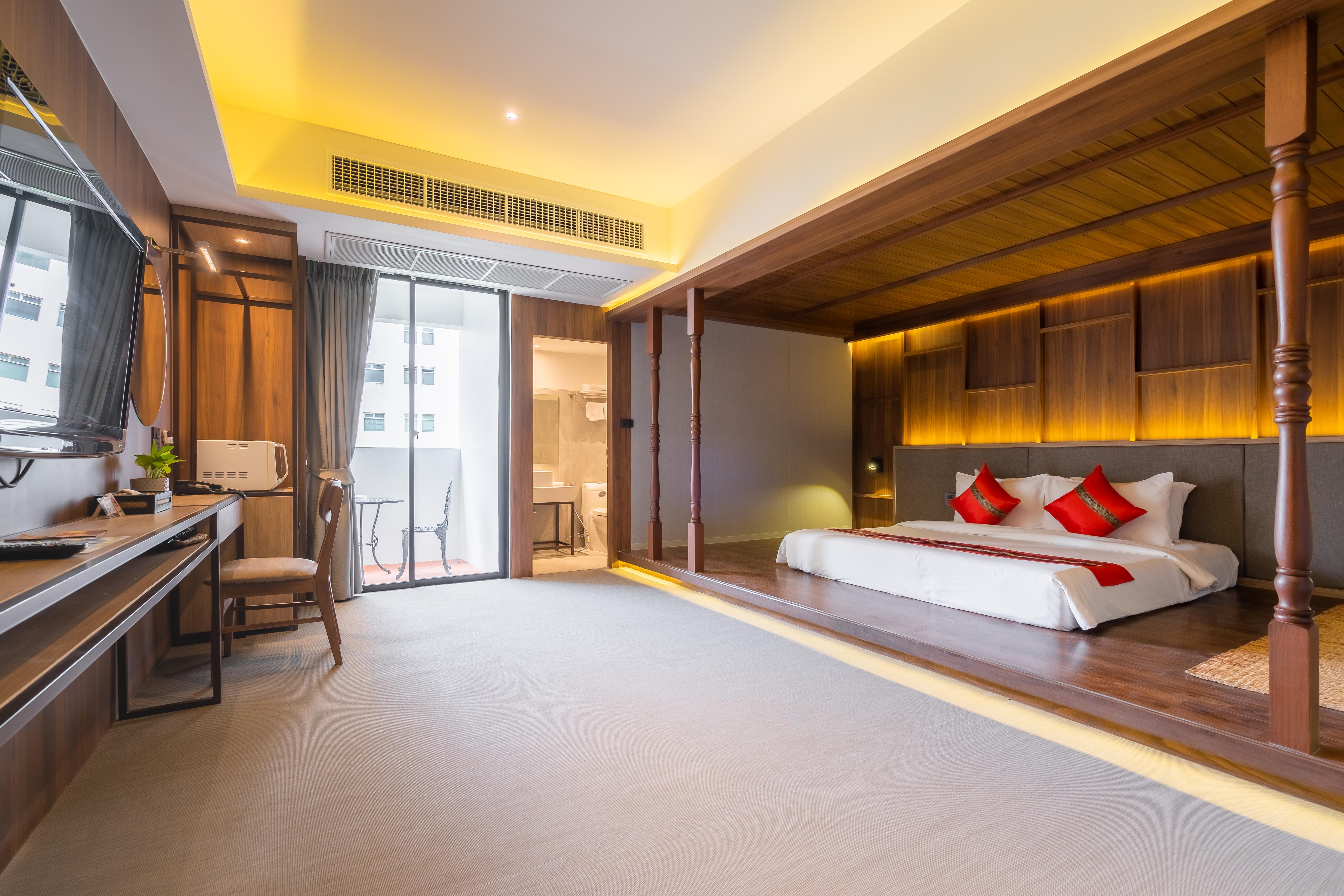 True Siam Phayathai 4*