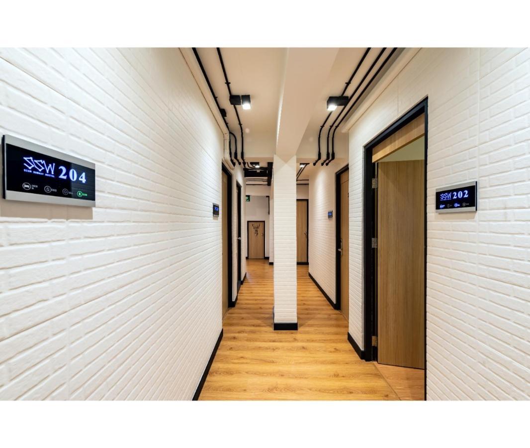 Hostel Siam Subway And Cafe *