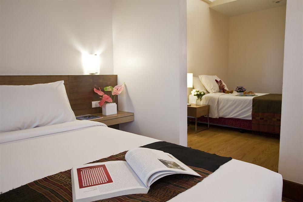 Hotel The Seasons Huamark