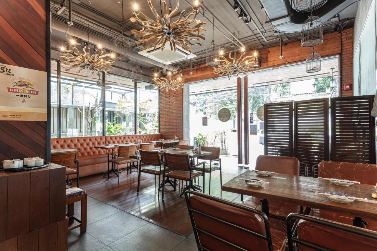 Hotel Adelphi Forty-nine 4*
