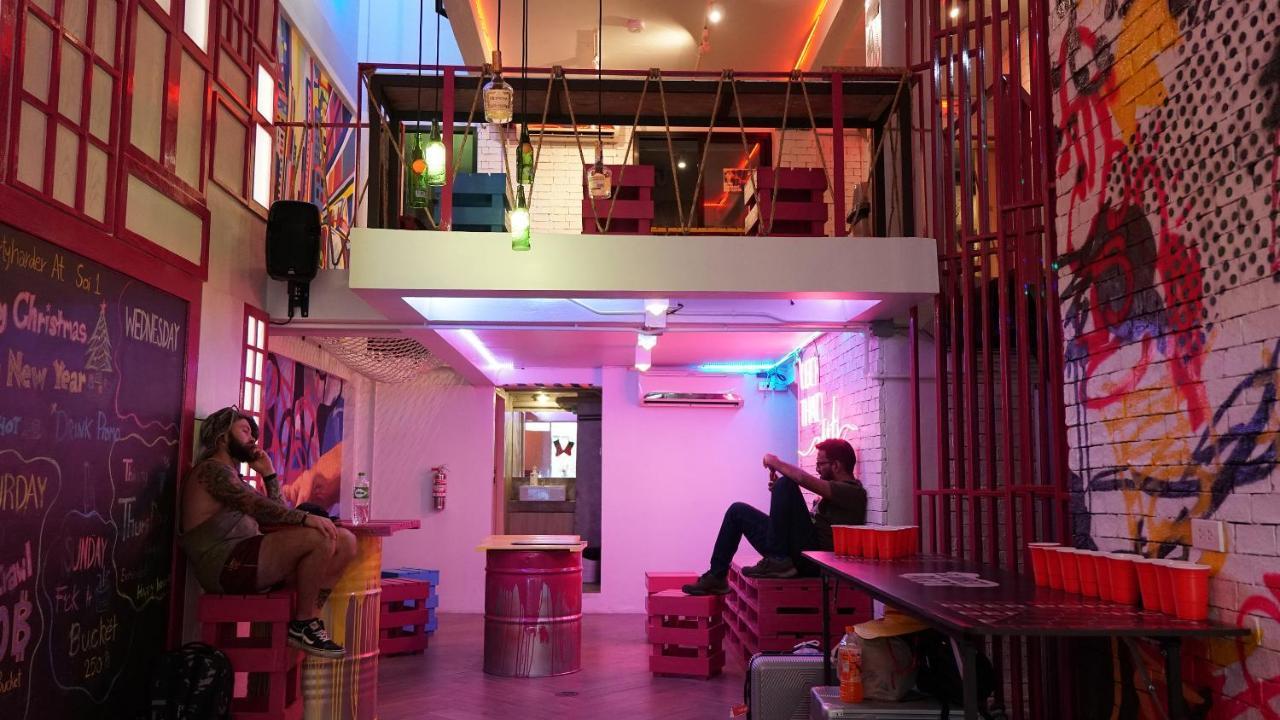 Slumber Soi 1 Hostel *