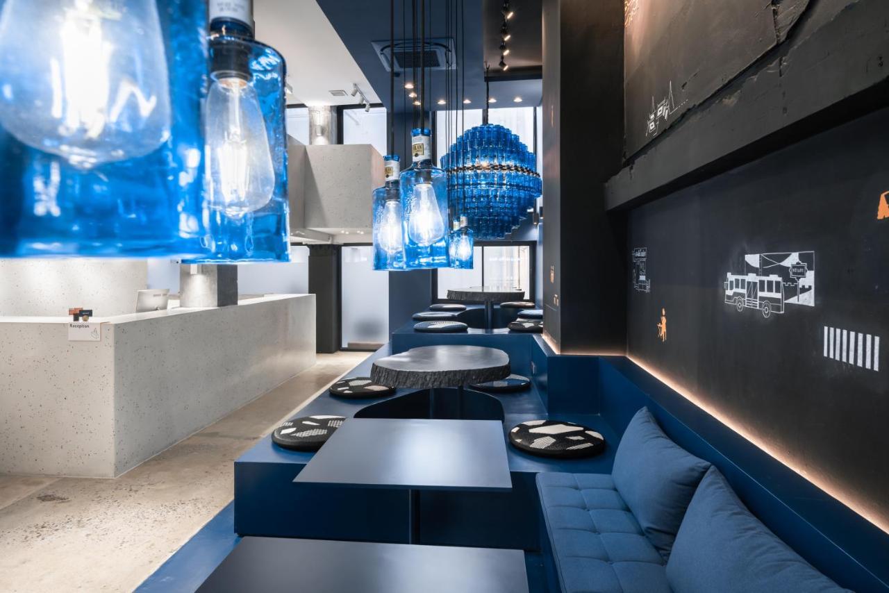 Speck Hostel Bangkok