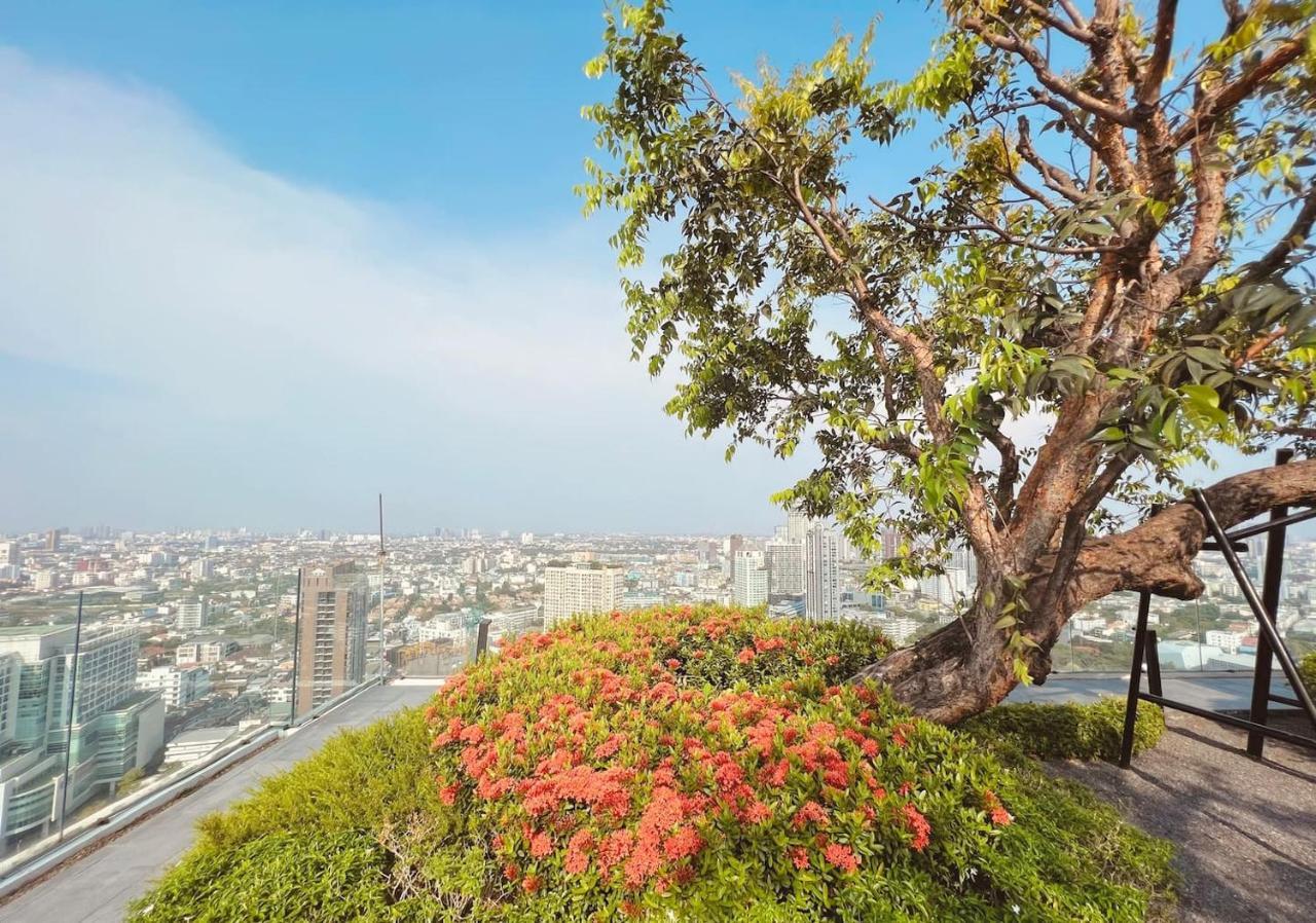 Apartment 2 Bedroom Luxury 3 Min Walk From Bts Ekkamai Bangkok