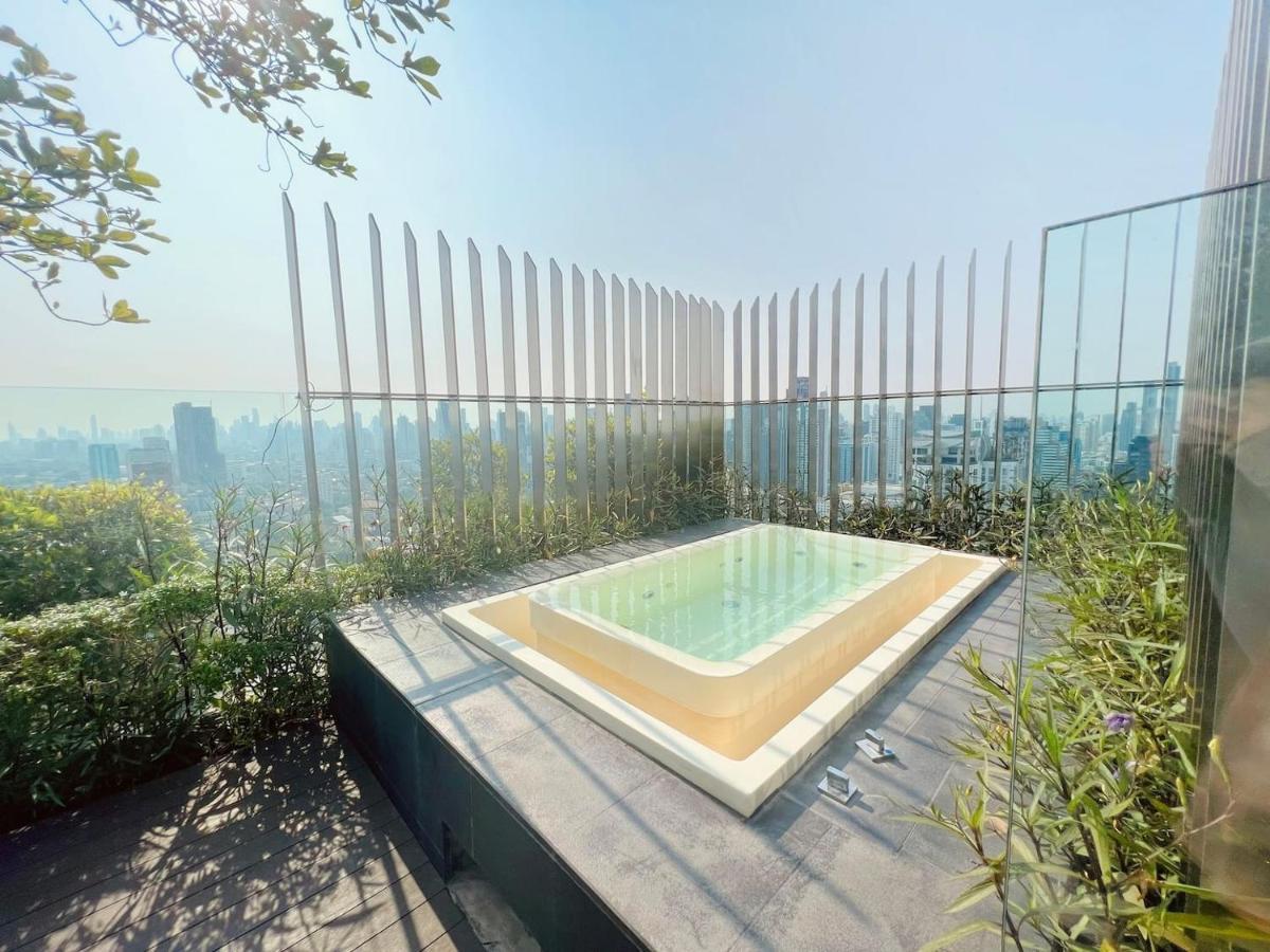 2 Bedroom Luxury 3 Min Walk From Bts Ekkamai *