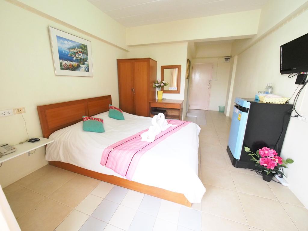 Thanapa Place Motel 2*