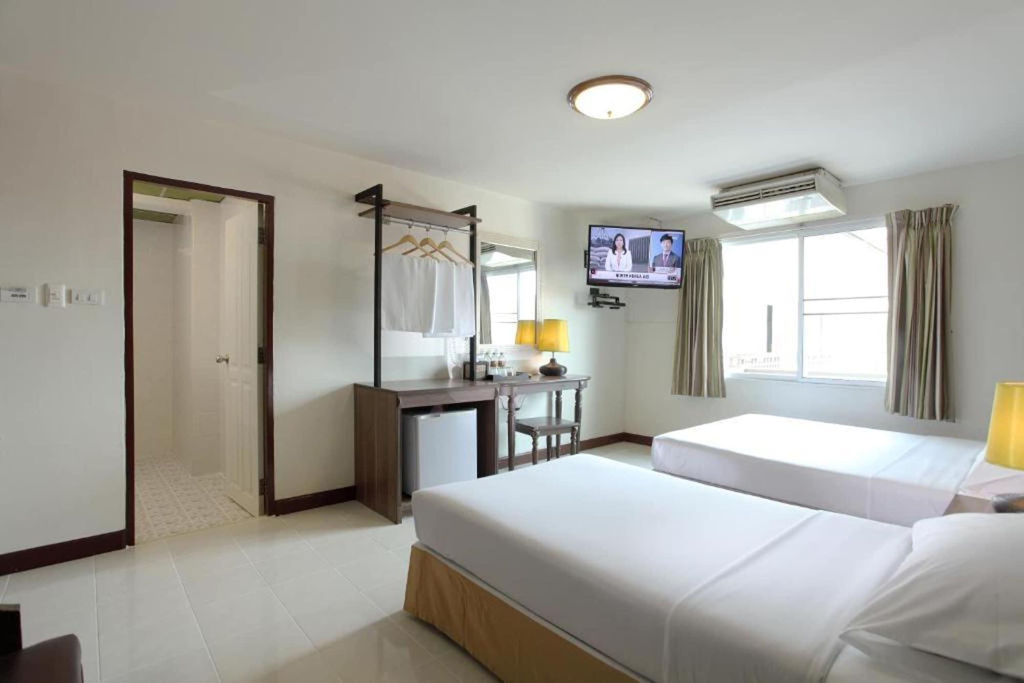 bahay-panuluyan Rambuttri Village Plaza 3*