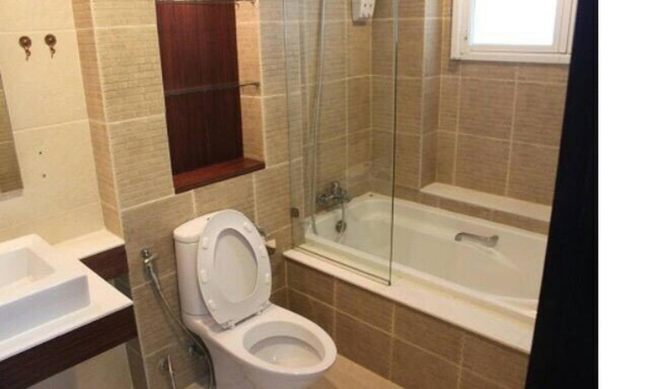 Apartment 8th Floor 2brs Penthouse 700m Walk To Ekkamai Bts Station