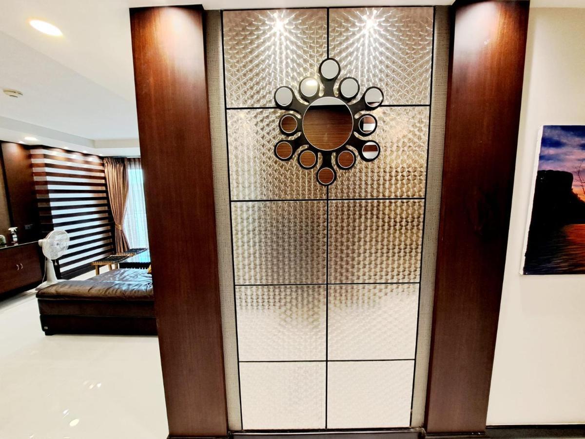 8th Floor 2brs Penthouse 700m Walk To Ekkamai Bts Station Bangkok