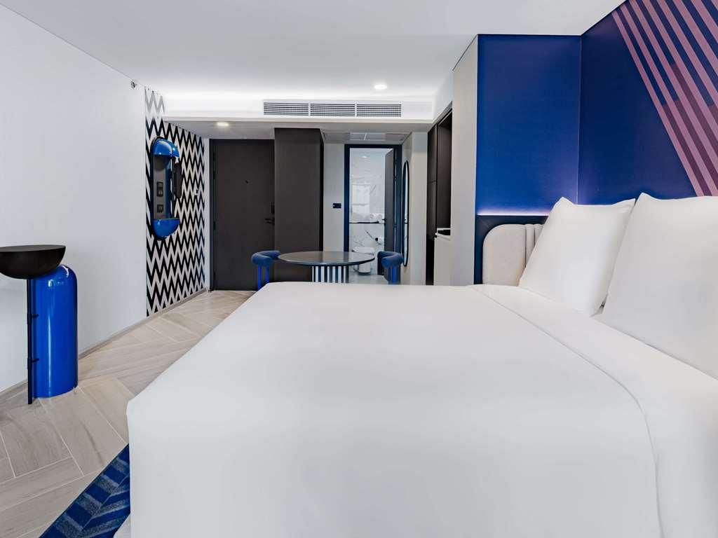 Tribe Living Sukhumvit 39 By Accorhotels Hotel