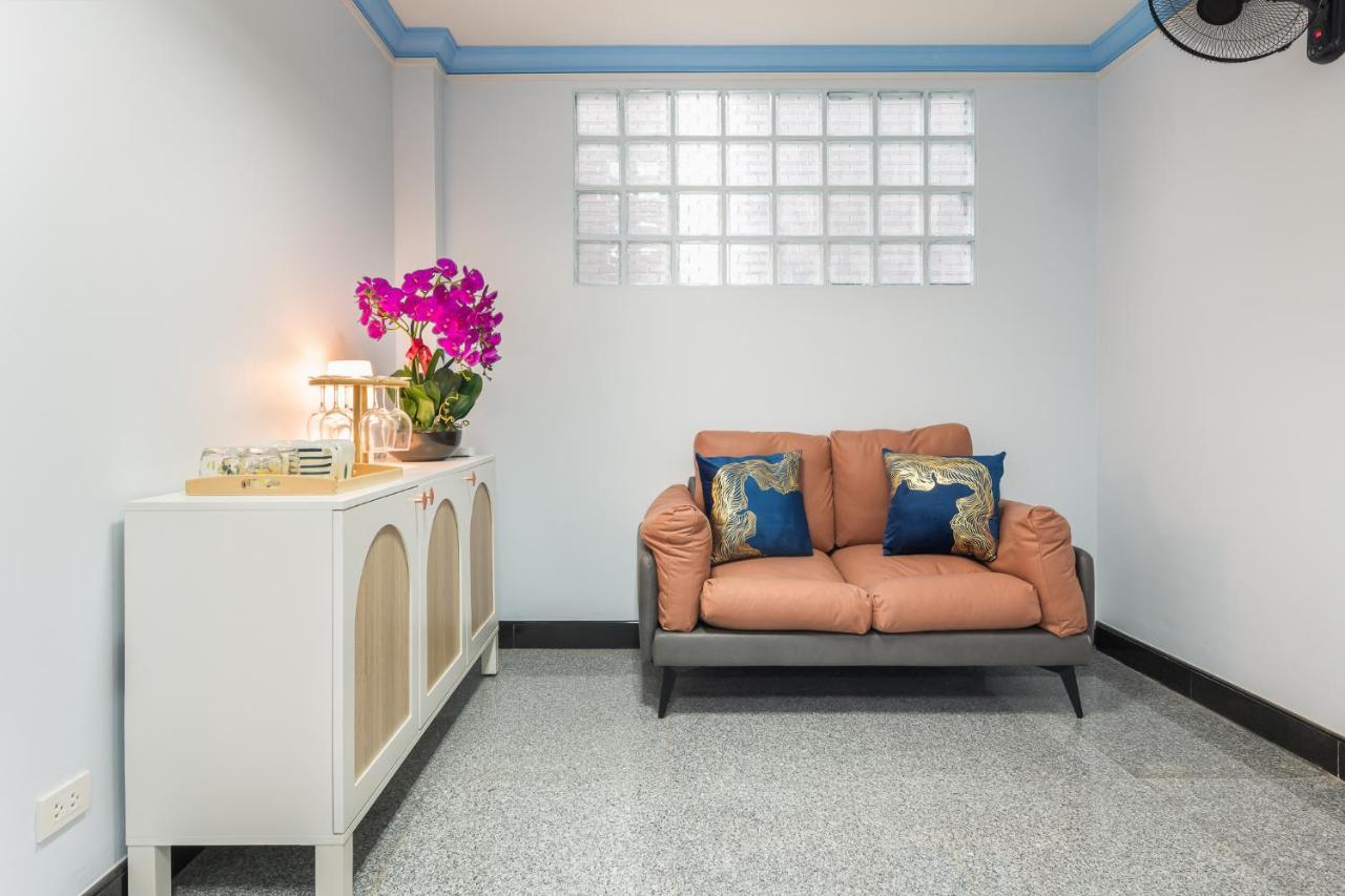 Bahay bakasyunan Rooftop Paradise Newly Built 900meters To Chidlombts And Central World Free Airport Pickup
