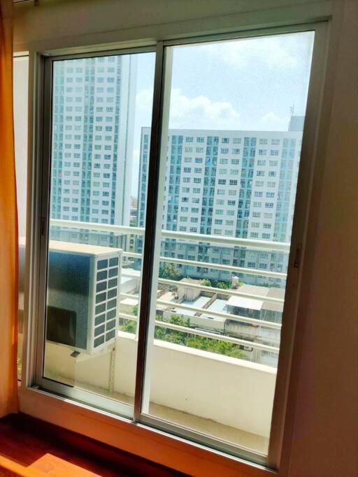 Cozy Ramkhamhaeng Apartment