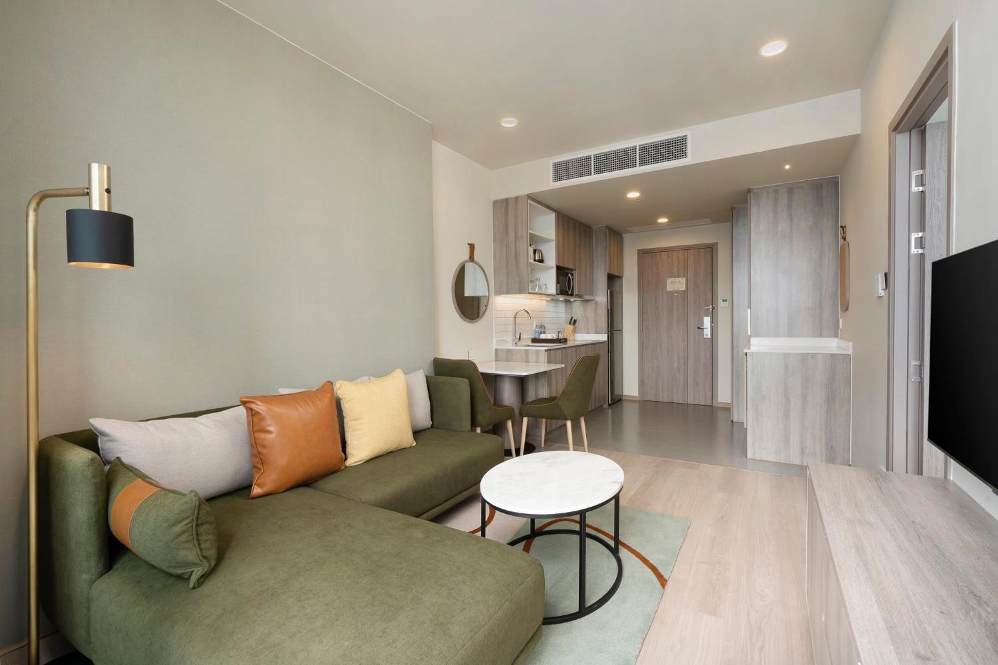 Hotel Staybridge Sukhumvit By Ihg 4*