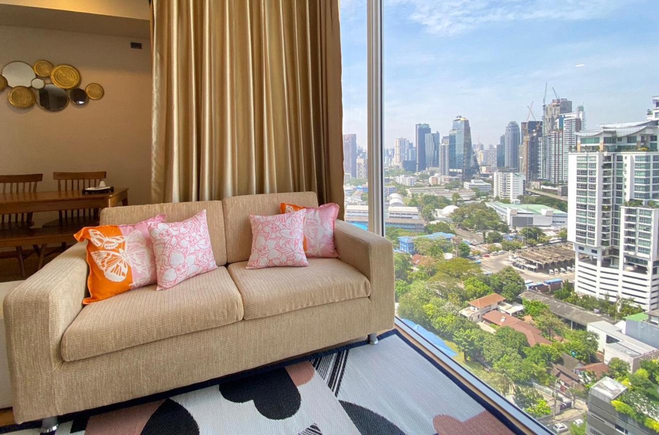 Apartment 2 Bedroom Luxury 3 Min Walk From Bts Ekkamai