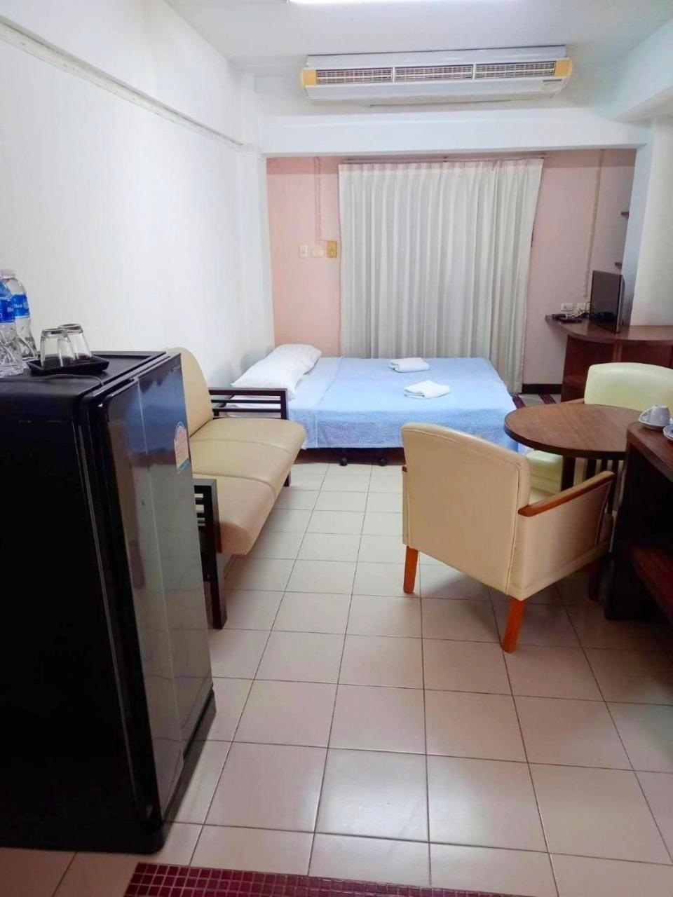 Mansion Sarasinee @ Chatuchak 2*
