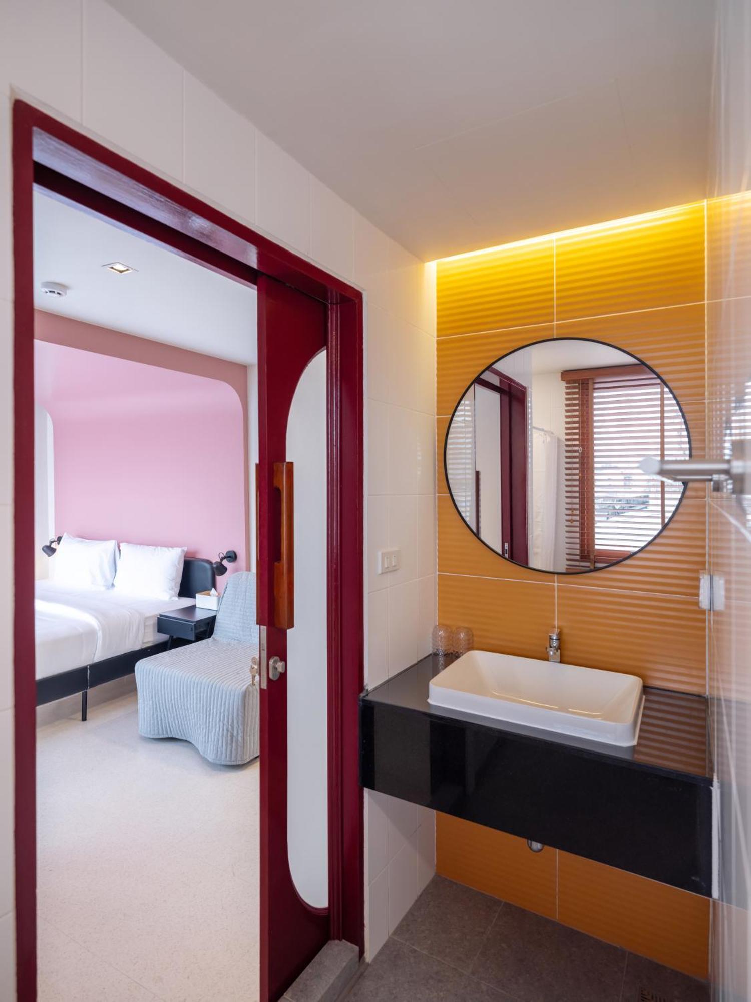 Bedtime Storeys Near Icon Siam Apartment Bangkok