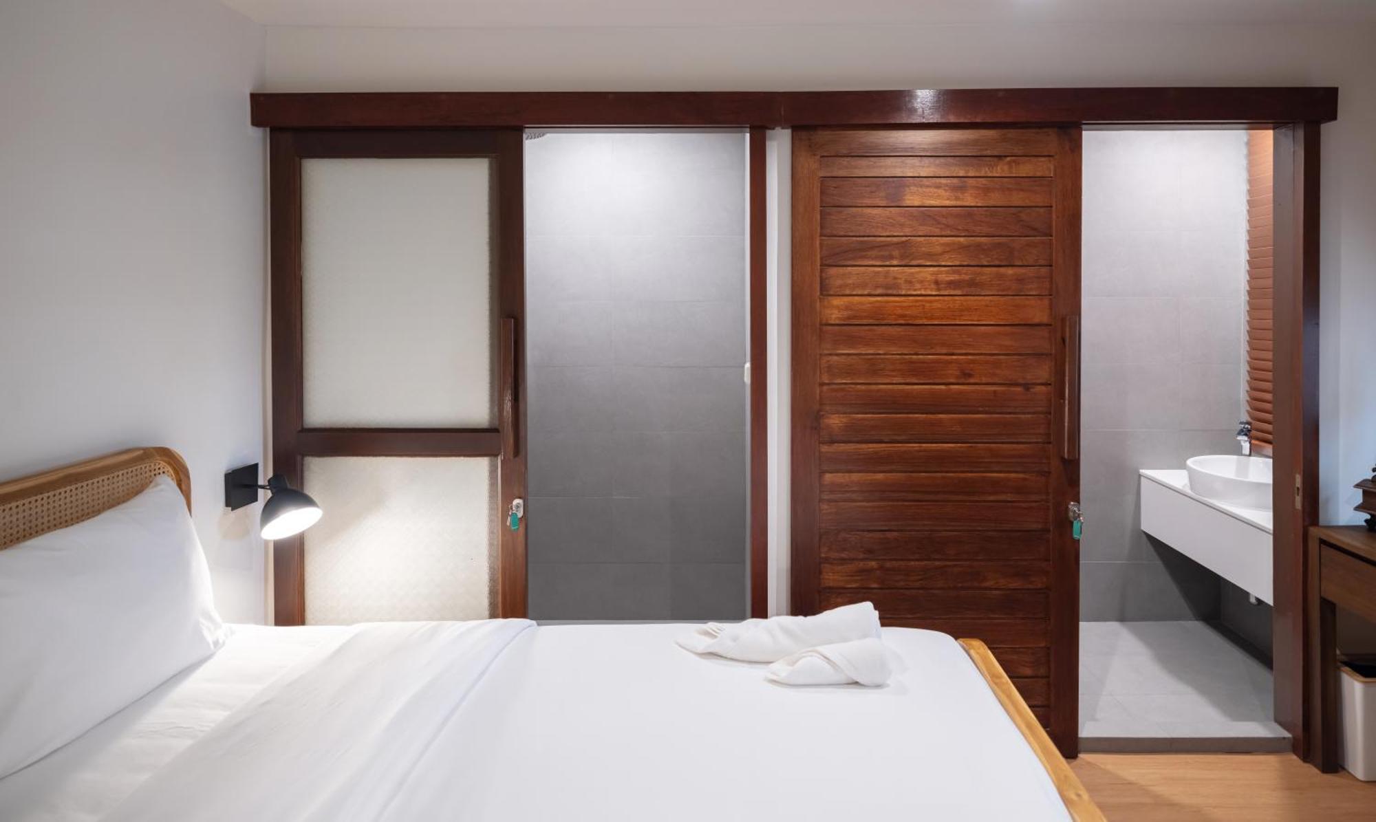 Apartment Bedtime Storeys Near Icon Siam