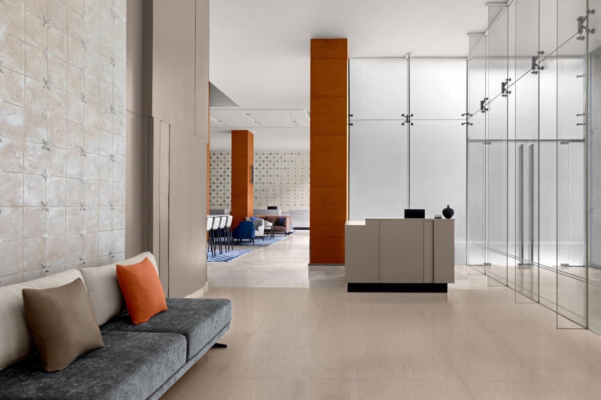 Courtyard By Marriott Bangkok