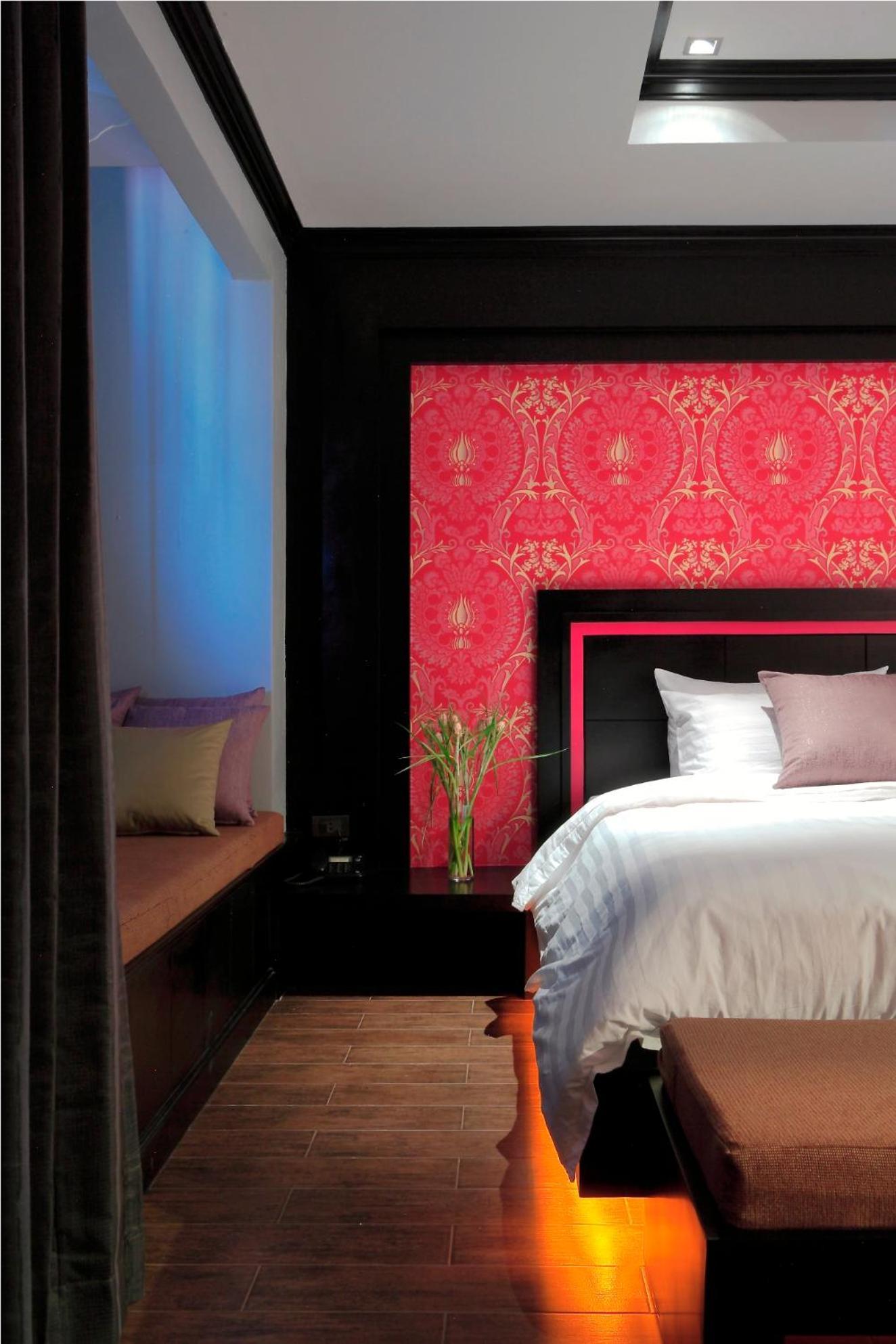 Inter Place Hotel 5*
