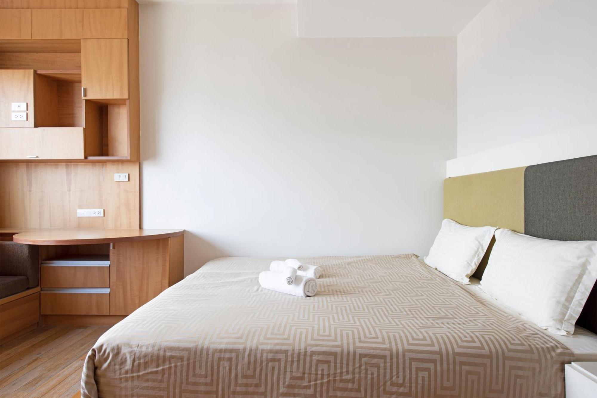 Apartment M Estate 2br Private Residence, 300m To Bts Chit Lom Bangkok