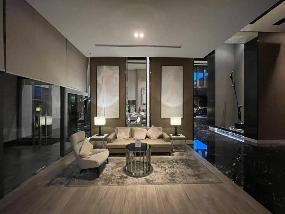 Ultimate Luxurious In Prime Asoke