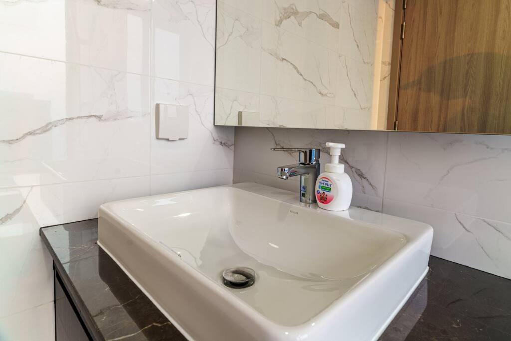 Luxury 2 Bedrooms Checkin 24h Infinity Pool 360 Apartment Bangkok