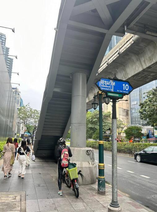 Sukhumvit Soi 10 In Style * Bangkok
