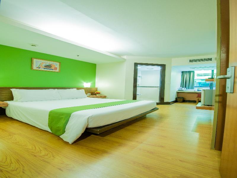 Hotel The Seasons Huamark Bangkok