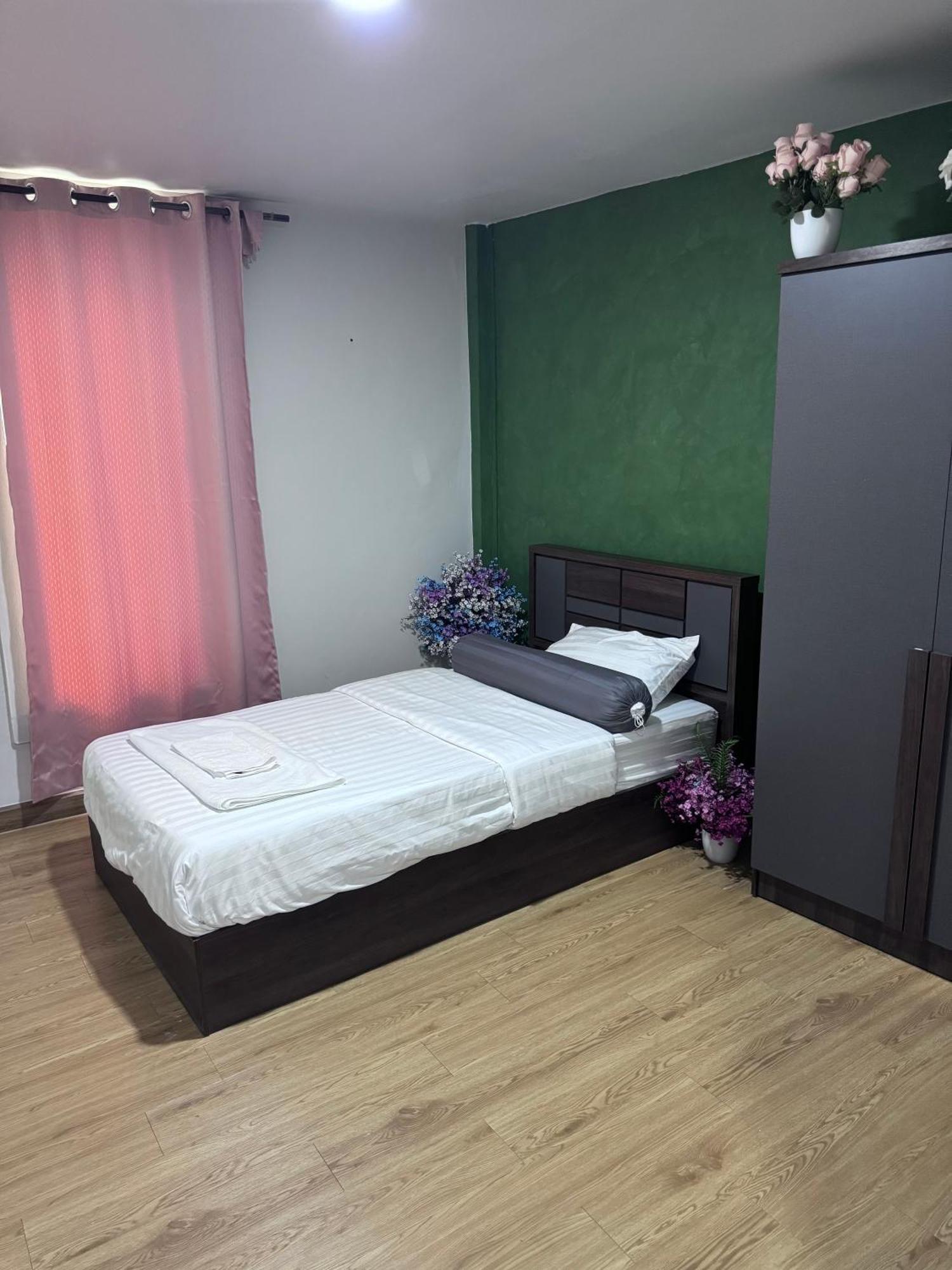 Guest house Brew Beyond Dispensary And Bangkok