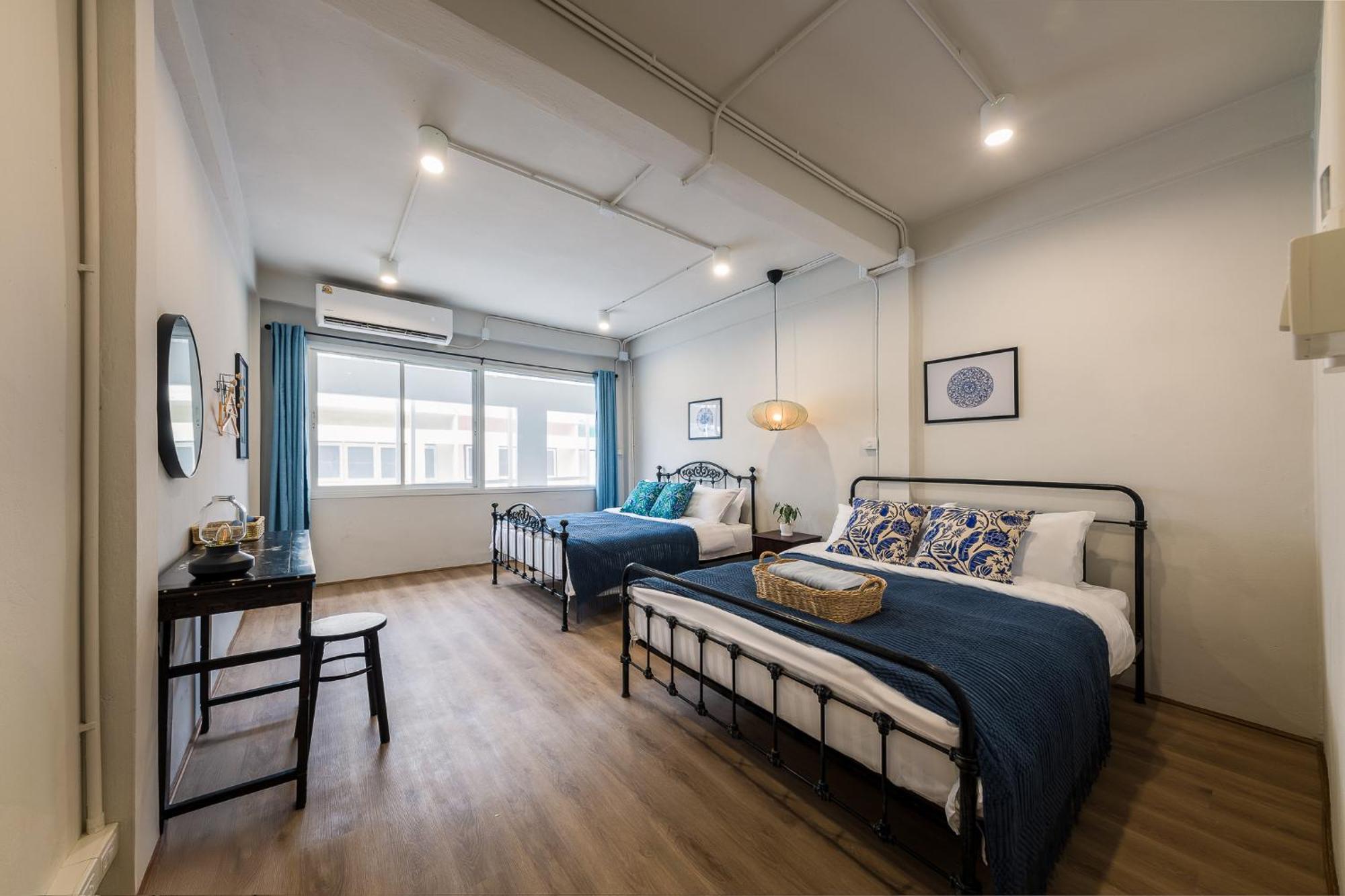 Charming Sukhumvit Shophouse - 2mins Walk To Skytrain Holiday home
