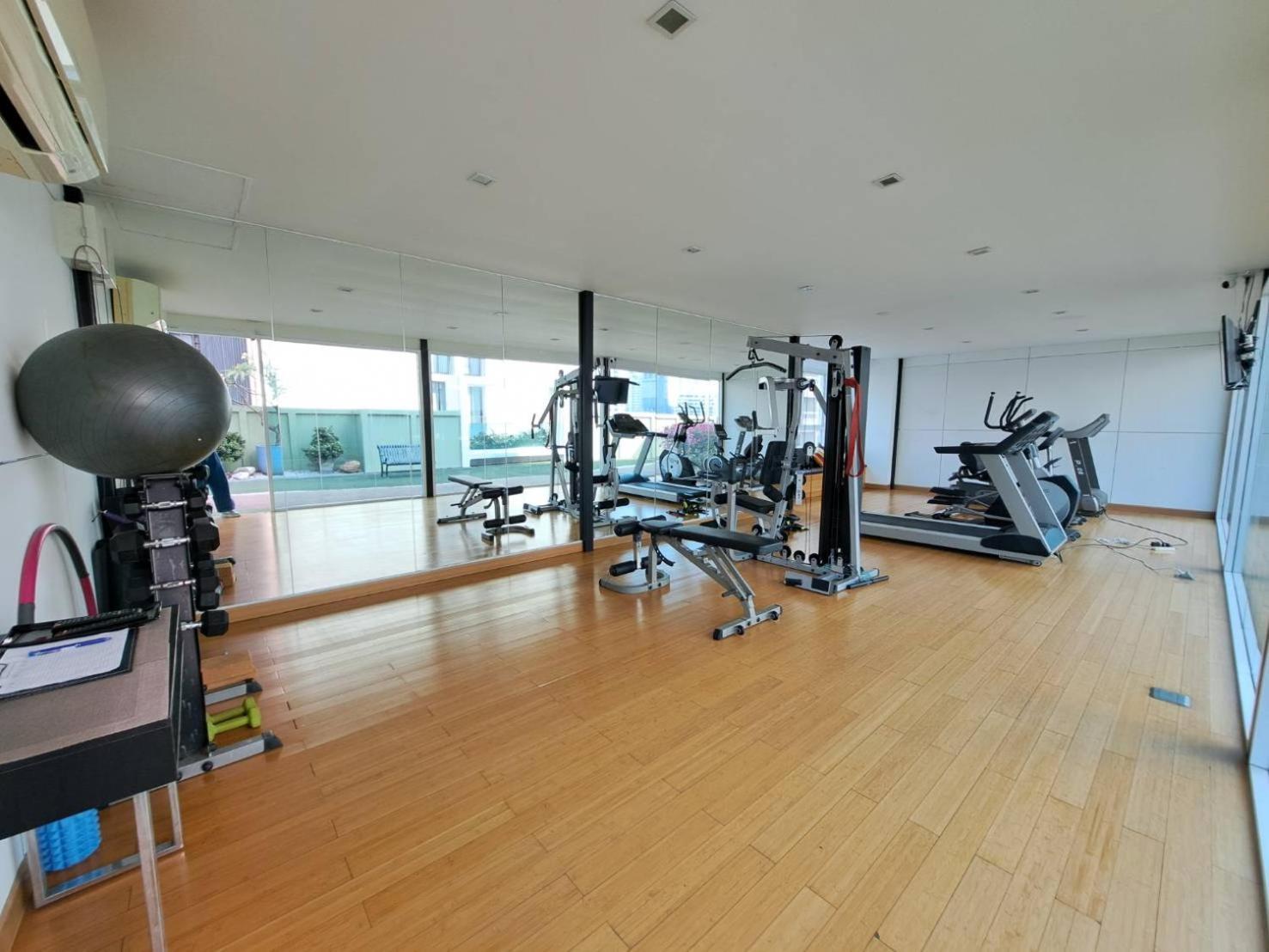 Apartment Homemy Cozy Close To Bts And Mall 5 Min
