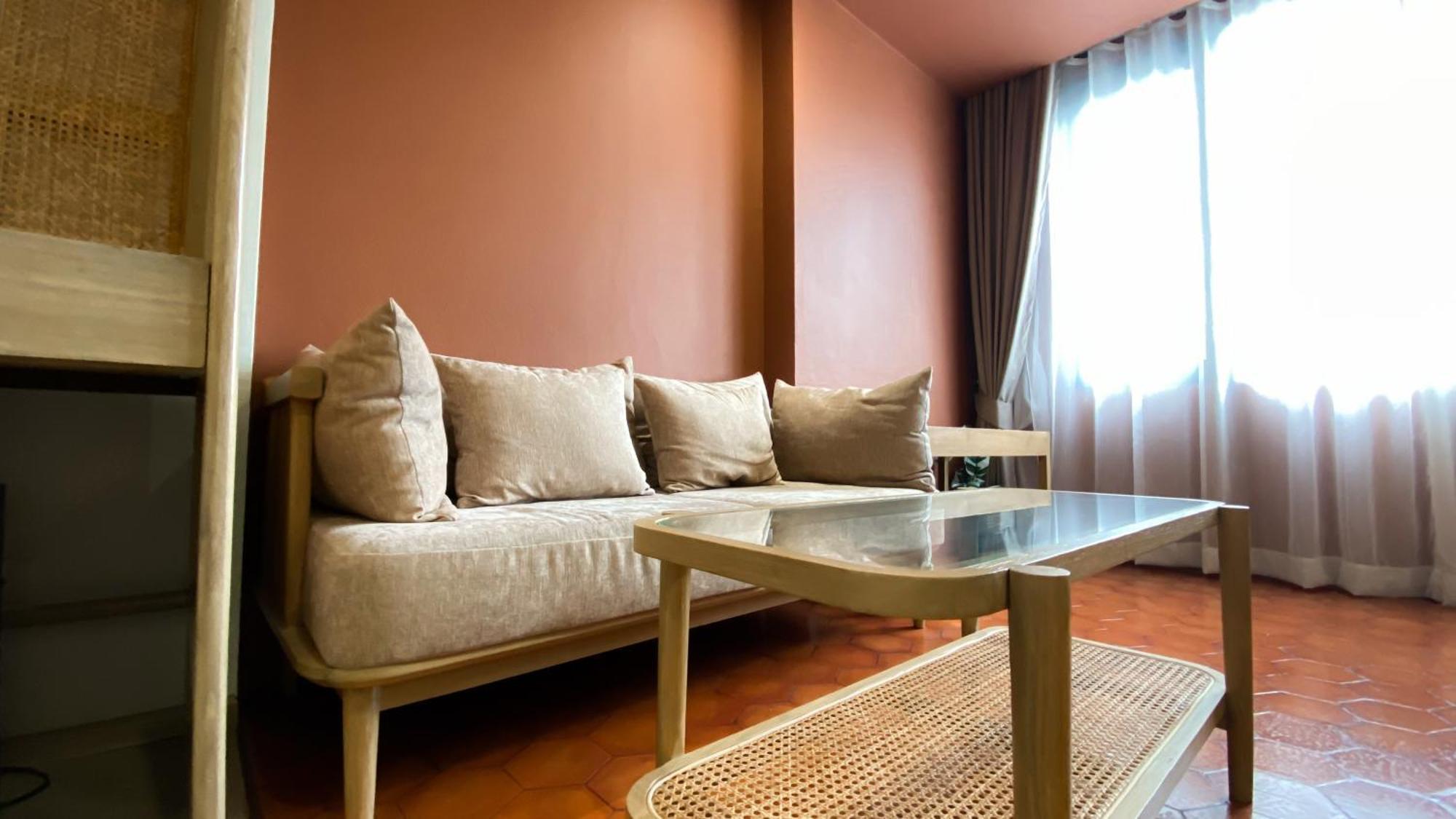 So Zen Silom Hotel